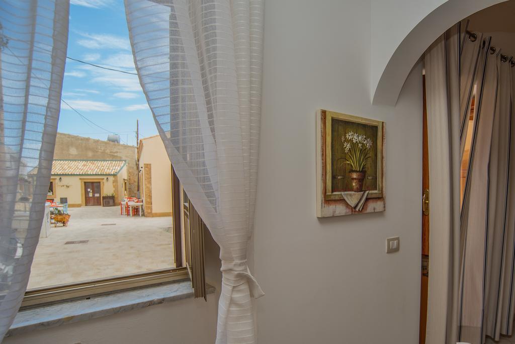 Un Affaccio Sul Borgo Apartment Marzamemi Exterior photo